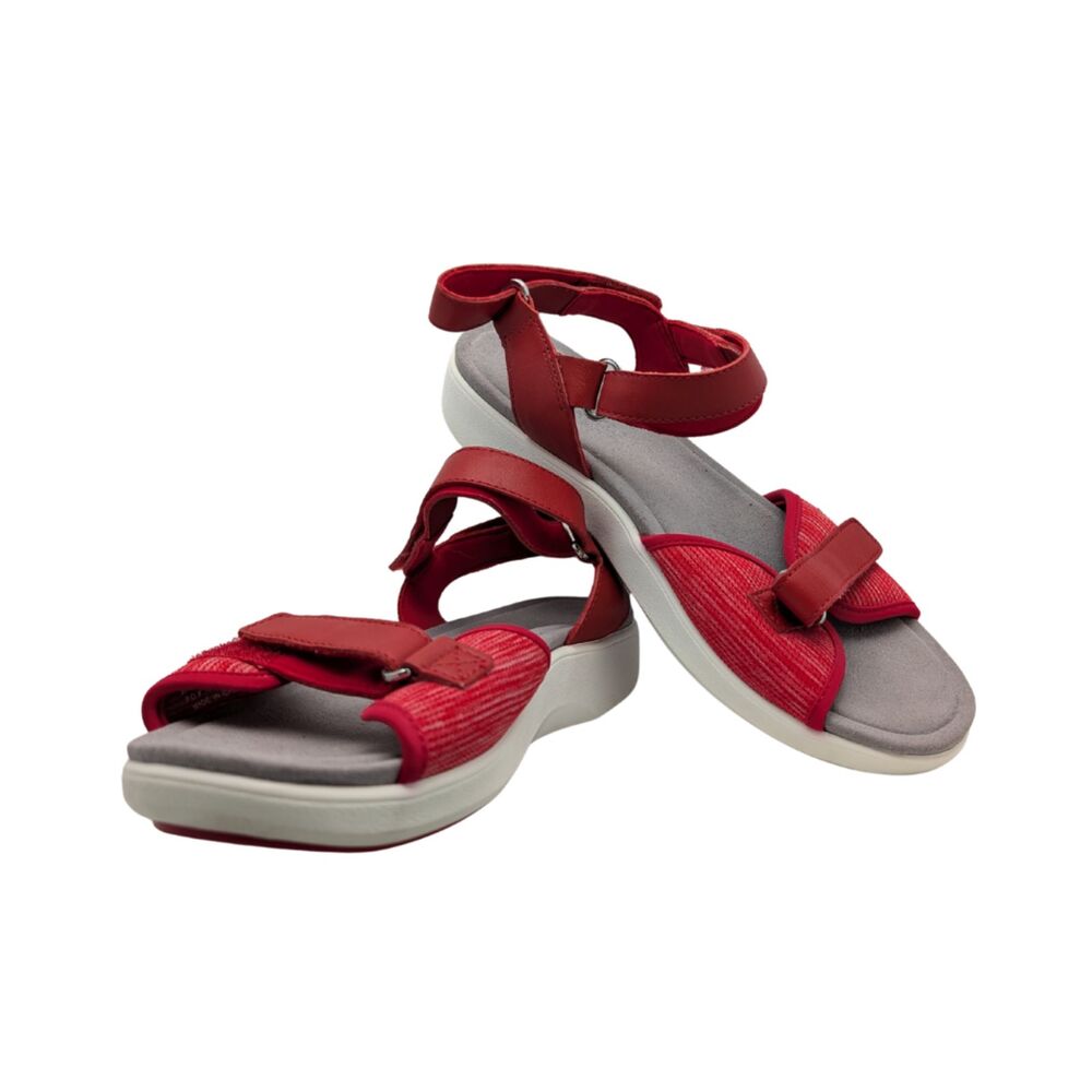 TRAQ Red Strappy Platform Sandal Size EU 39 / Women's 9